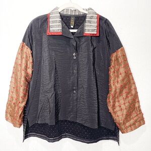 A La Mode By Xiao Art To Wear Button Front Top Textured Mixed Fabric Lagenlook